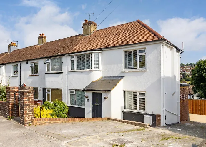 Tangmere Road